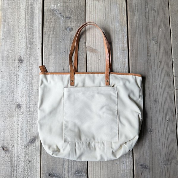 画像2: Wasabi / Leather shoulder tote/cream/20L