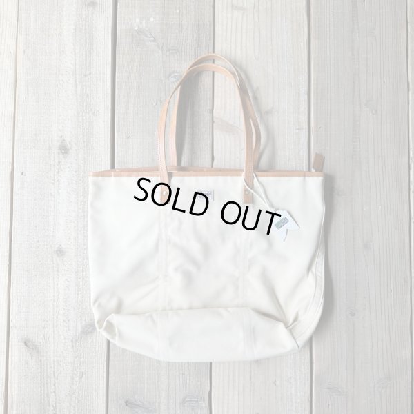 画像1: Wasabi / Leather shoulder tote/cream/20L