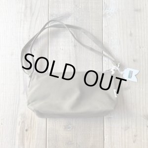 画像: Wasabi / Stand Shoulder Pouch