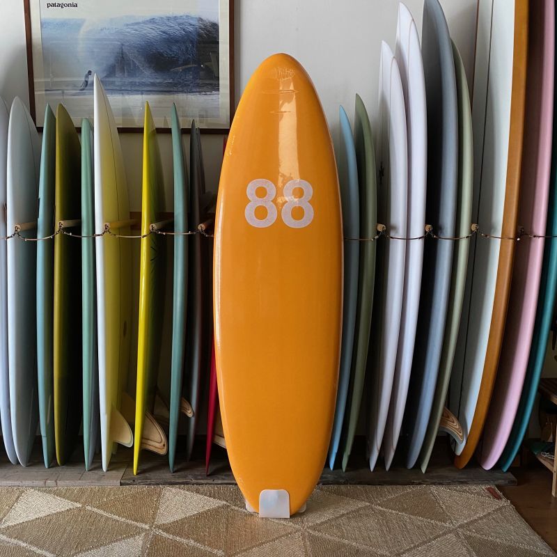 画像1: 10％OFF 送料無料【88 surfbords】6'4" Round tail,Pilsner/Purple,White logo 3fin